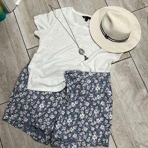 Old Nave floral chambray shorts